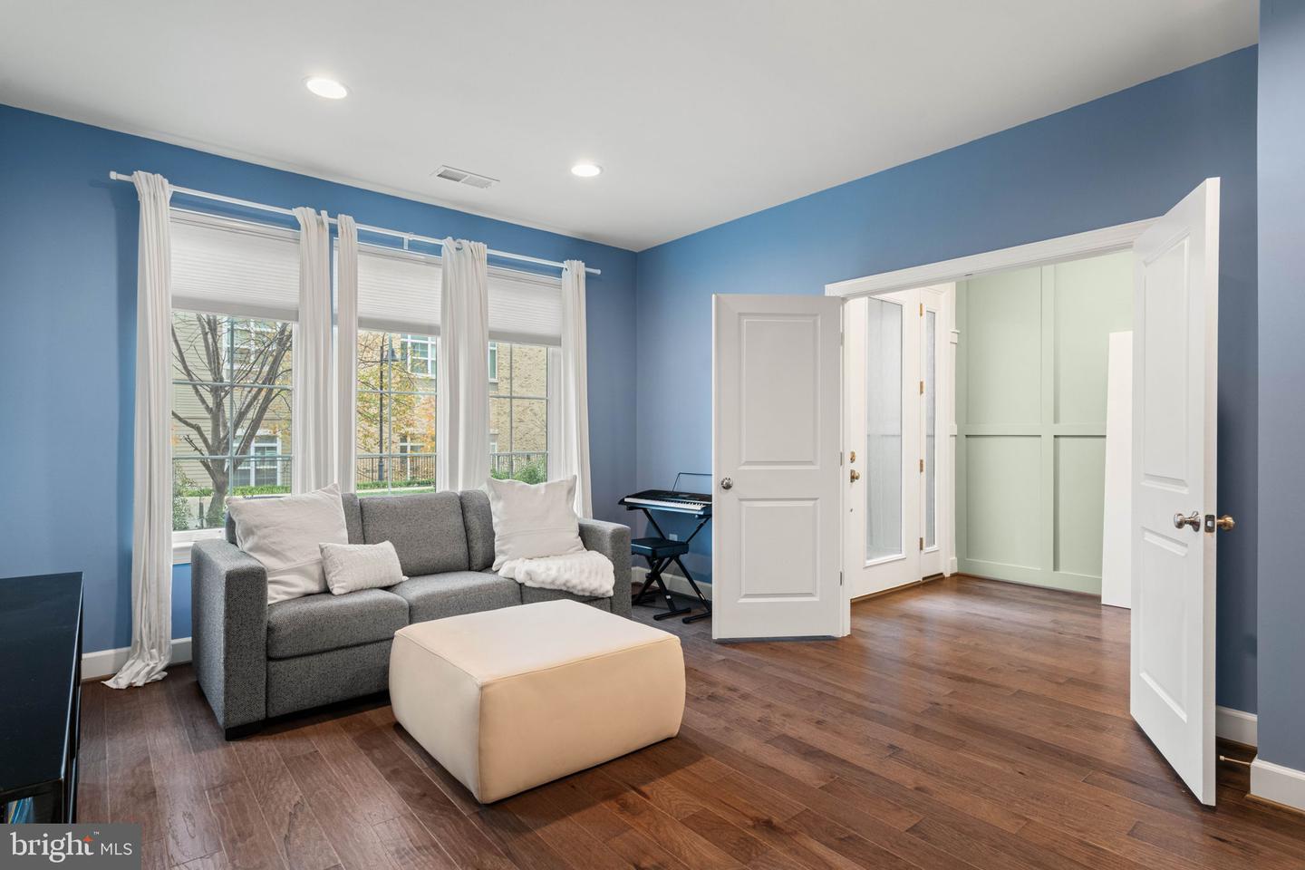 20379 CODMAN DR, ASHBURN, Virginia 20147, 4 Bedrooms Bedrooms, ,3 BathroomsBathrooms,Residential,For sale,20379 CODMAN DR,VALO2111438 MLS # VALO2111438