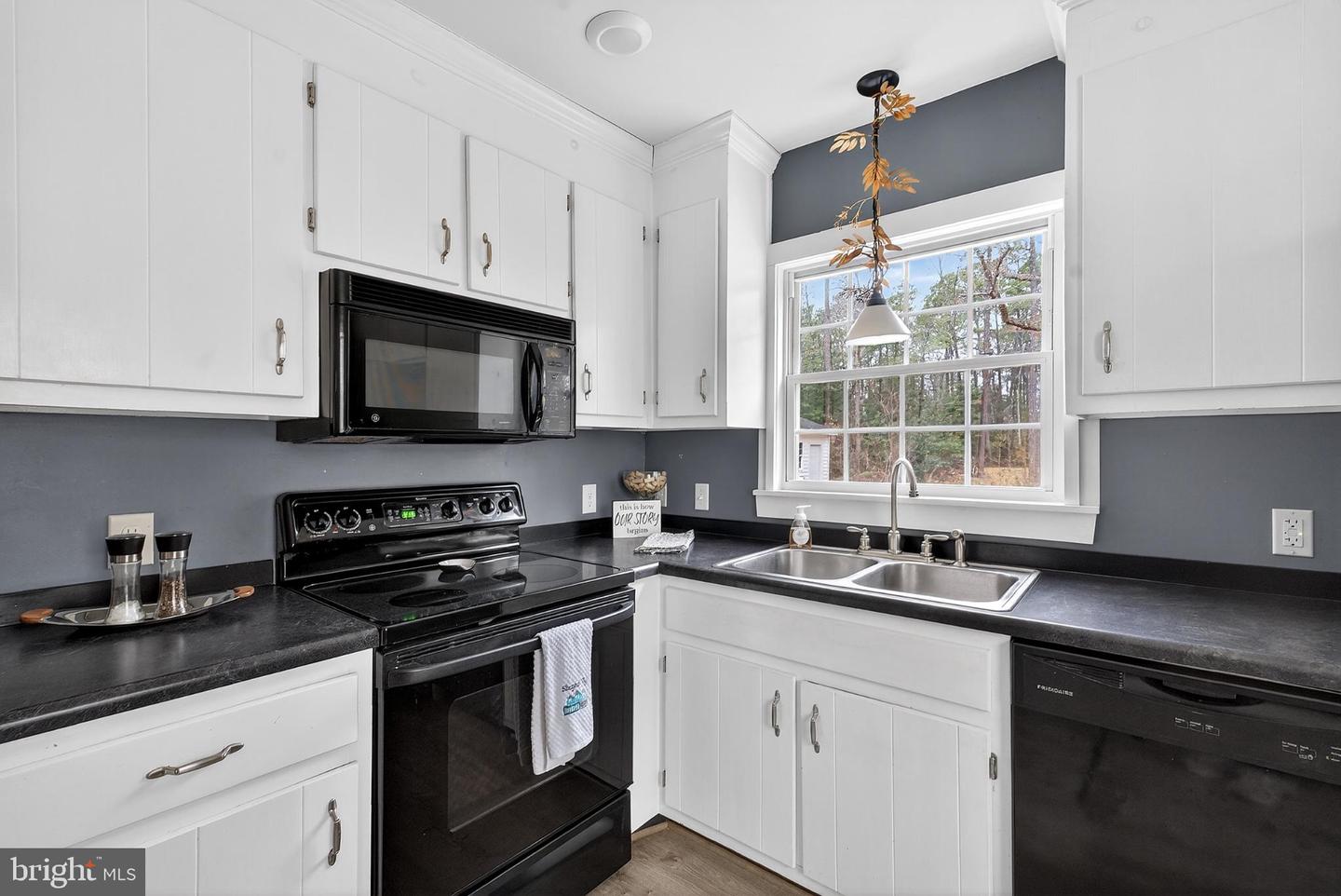 18290 WINSTON LOOP, HANOVER, Virginia 23069, 2 Bedrooms Bedrooms, 3 Rooms Rooms,1 BathroomBathrooms,Residential,For sale,18290 WINSTON LOOP,VACV2009364 MLS # VACV2009364