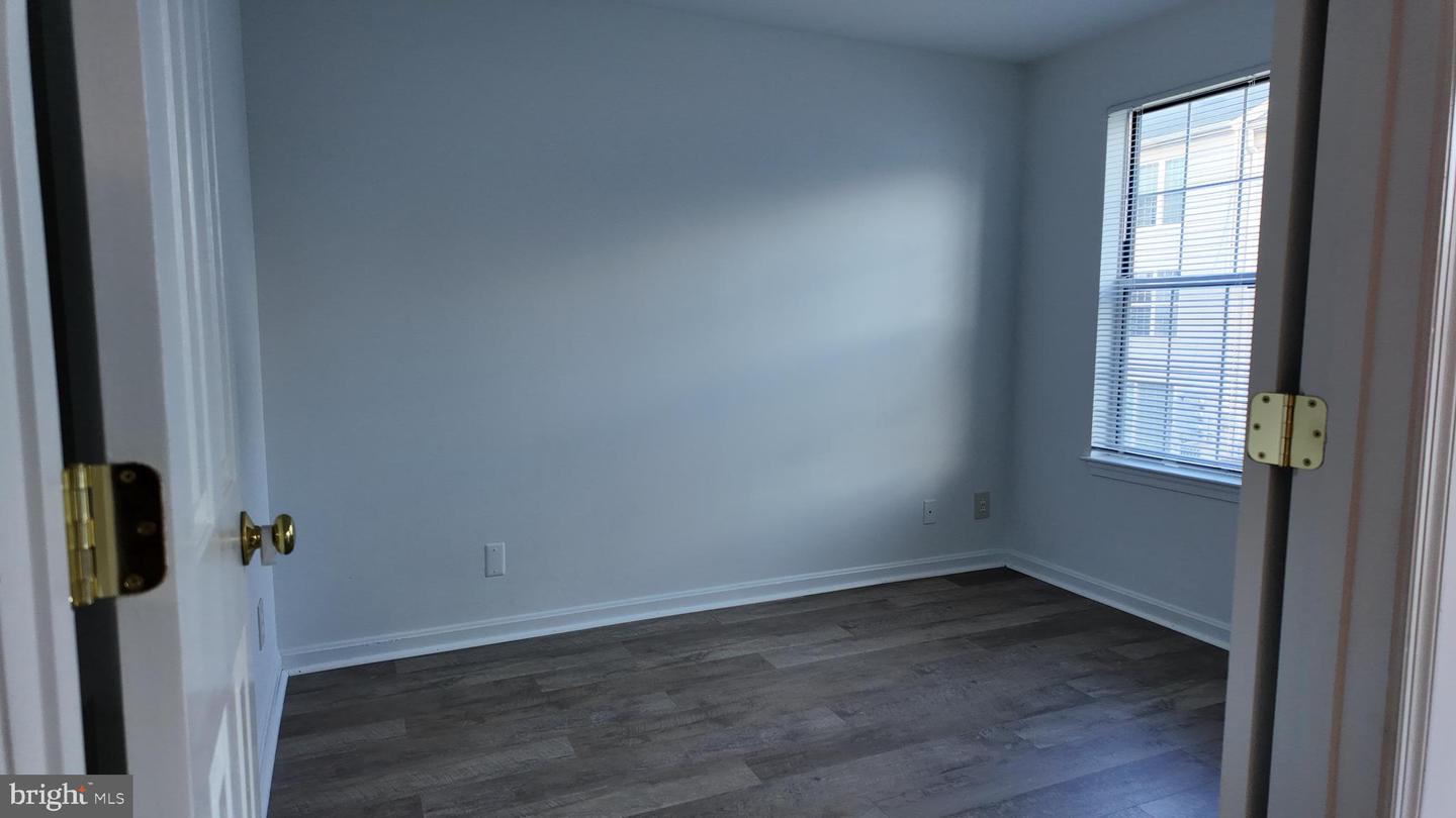 1123 HUNTMASTER TER NE #202, LEESBURG, Virginia 20176, 2 Bedrooms Bedrooms, ,1 BathroomBathrooms,Residential,For sale,1123 HUNTMASTER TER NE #202,VALO2113784 MLS # VALO2113784