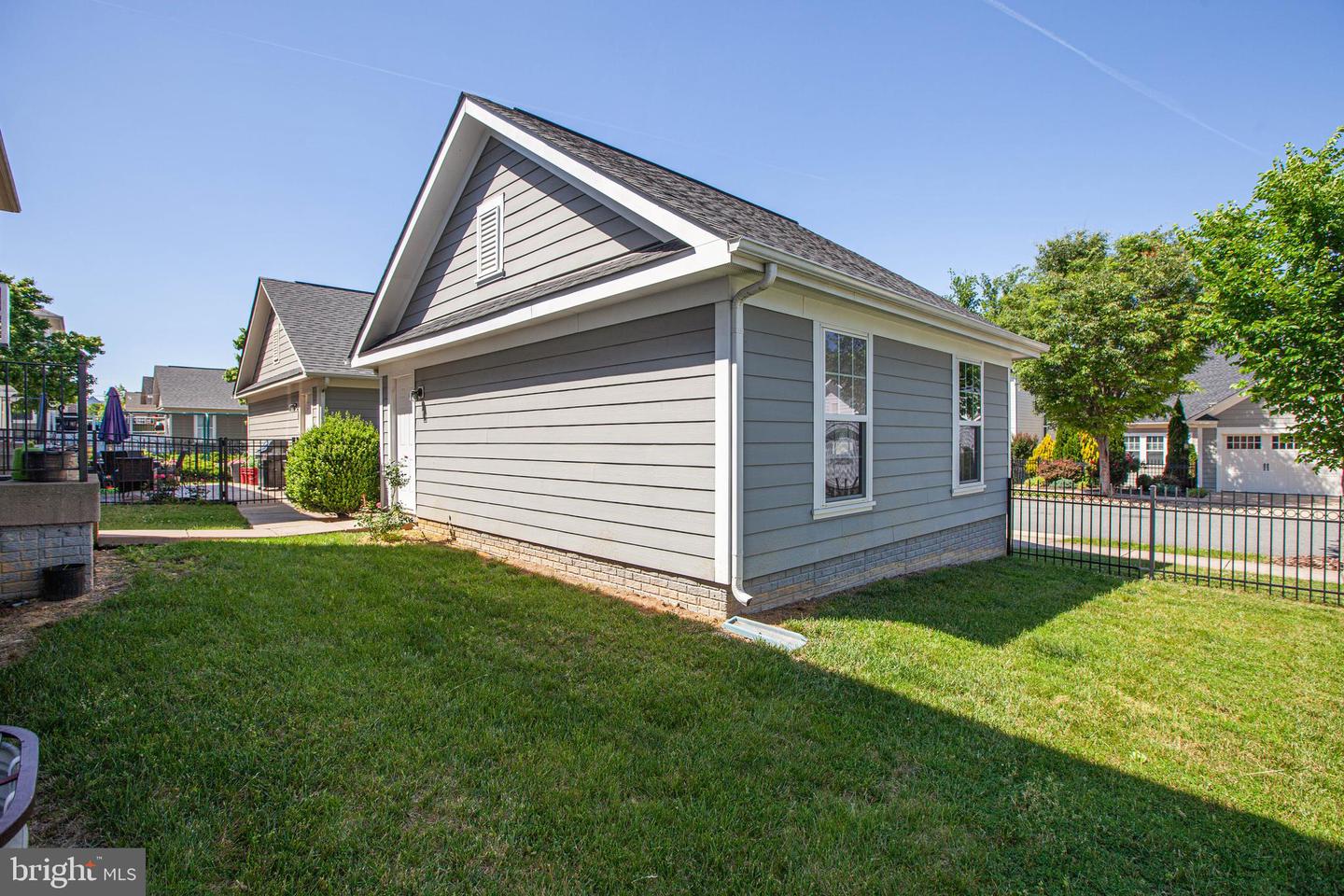 1205 SAUNDERS DR, FREDERICKSBURG, Virginia 22401, 3 Bedrooms Bedrooms, ,3 BathroomsBathrooms,Residential,For sale,1205 SAUNDERS DR,VAFB2009552 MLS # VAFB2009552