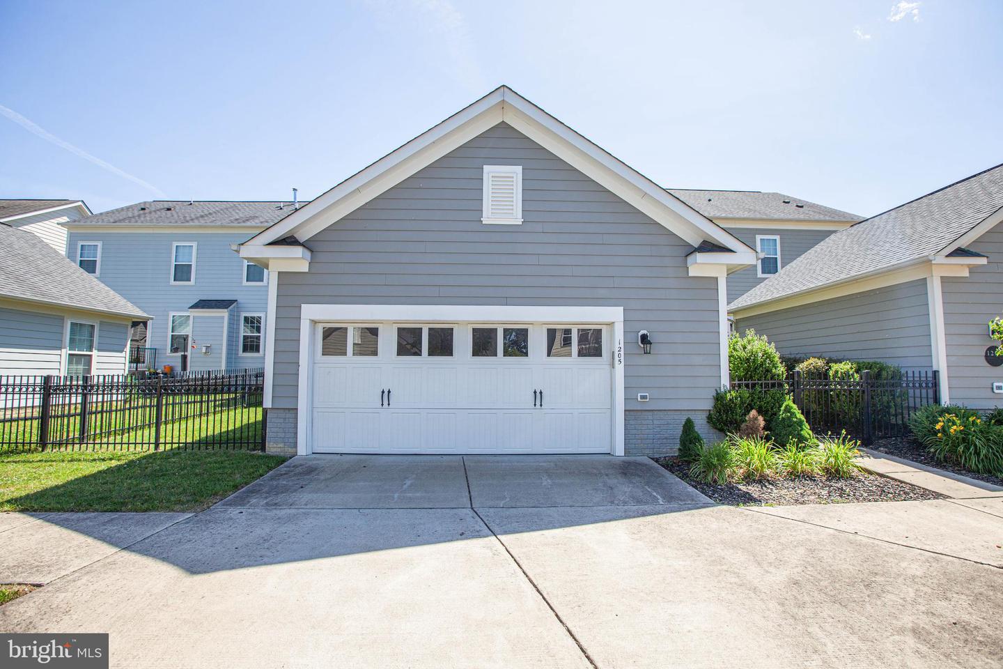 1205 SAUNDERS DR, FREDERICKSBURG, Virginia 22401, 3 Bedrooms Bedrooms, ,3 BathroomsBathrooms,Residential,For sale,1205 SAUNDERS DR,VAFB2009552 MLS # VAFB2009552