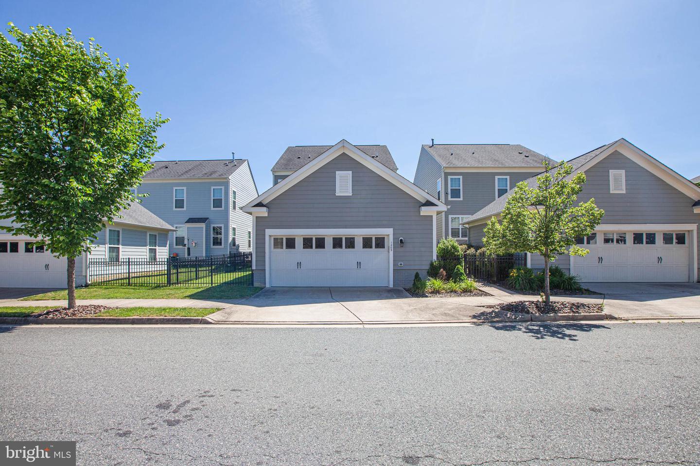 1205 SAUNDERS DR, FREDERICKSBURG, Virginia 22401, 3 Bedrooms Bedrooms, ,3 BathroomsBathrooms,Residential,For sale,1205 SAUNDERS DR,VAFB2009552 MLS # VAFB2009552