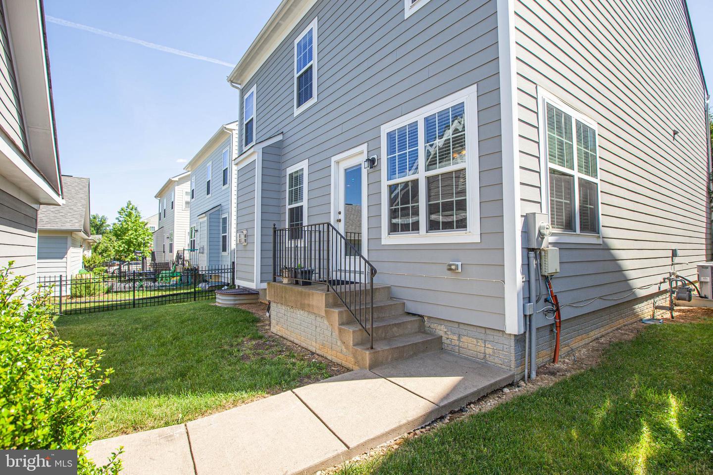 1205 SAUNDERS DR, FREDERICKSBURG, Virginia 22401, 3 Bedrooms Bedrooms, ,3 BathroomsBathrooms,Residential,For sale,1205 SAUNDERS DR,VAFB2009552 MLS # VAFB2009552