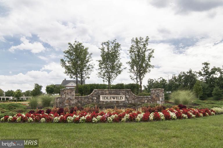 1205 SAUNDERS DR, FREDERICKSBURG, Virginia 22401, 3 Bedrooms Bedrooms, ,3 BathroomsBathrooms,Residential,For sale,1205 SAUNDERS DR,VAFB2009552 MLS # VAFB2009552