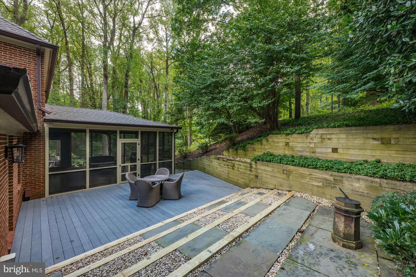 1109 OLD CEDAR RD, MCLEAN, Virginia 22102, 4 Bedrooms Bedrooms, ,4 BathroomsBathrooms,Residential,For sale,1109 OLD CEDAR RD,VAFX2286674 MLS # VAFX2286674