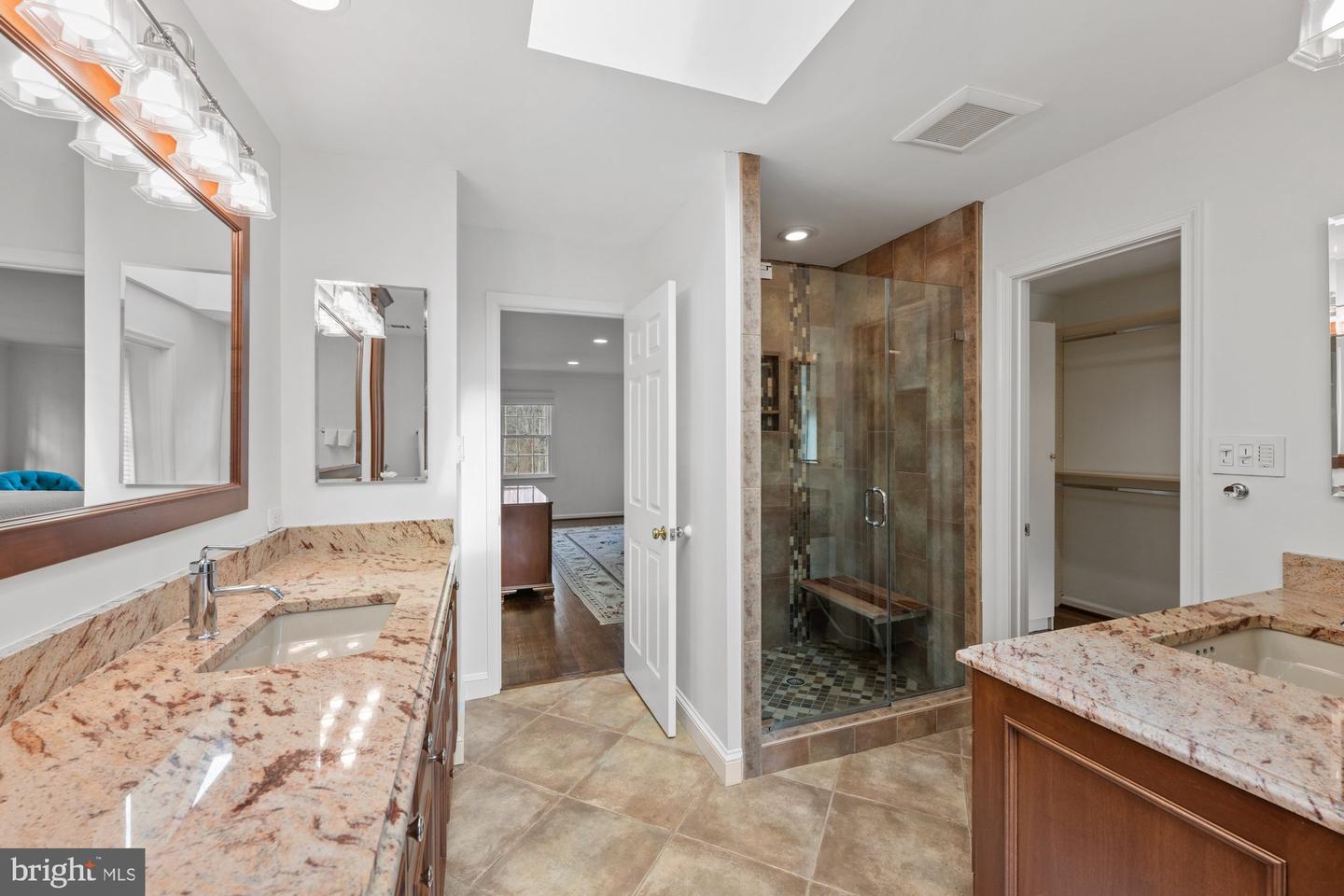 1109 OLD CEDAR RD, MCLEAN, Virginia 22102, 4 Bedrooms Bedrooms, ,4 BathroomsBathrooms,Residential,For sale,1109 OLD CEDAR RD,VAFX2286674 MLS # VAFX2286674