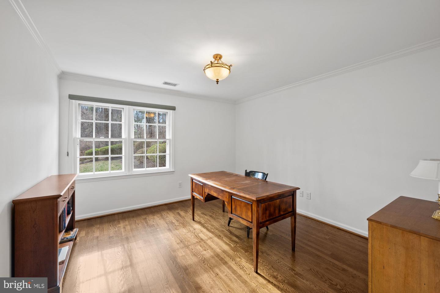 1109 OLD CEDAR RD, MCLEAN, Virginia 22102, 4 Bedrooms Bedrooms, ,4 BathroomsBathrooms,Residential,For sale,1109 OLD CEDAR RD,VAFX2286674 MLS # VAFX2286674