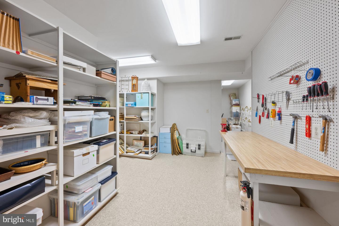 1109 OLD CEDAR RD, MCLEAN, Virginia 22102, 4 Bedrooms Bedrooms, ,4 BathroomsBathrooms,Residential,For sale,1109 OLD CEDAR RD,VAFX2286674 MLS # VAFX2286674