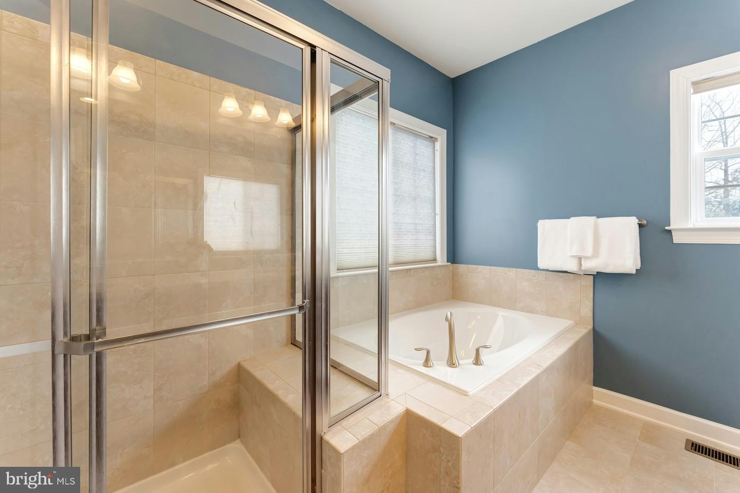 23982 MILL WHEEL PL, ALDIE, Virginia 20105, 5 Bedrooms Bedrooms, ,5 BathroomsBathrooms,Residential,For sale,23982 MILL WHEEL PL,VALO2114316 MLS # VALO2114316