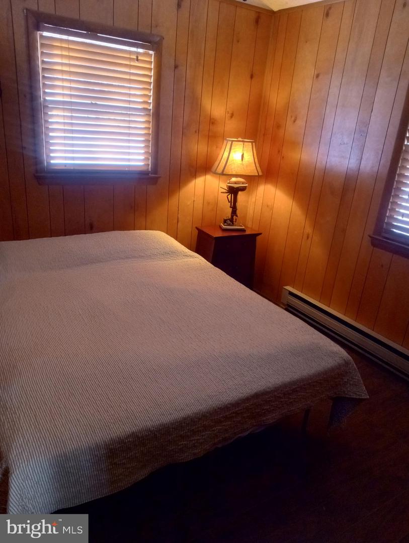 155 PEE WEE LN, LINDEN, Virginia 22642, 2 Bedrooms Bedrooms, ,1 BathroomBathrooms,Residential,For sale,155 PEE WEE LN,VAWR2013250 MLS # VAWR2013250