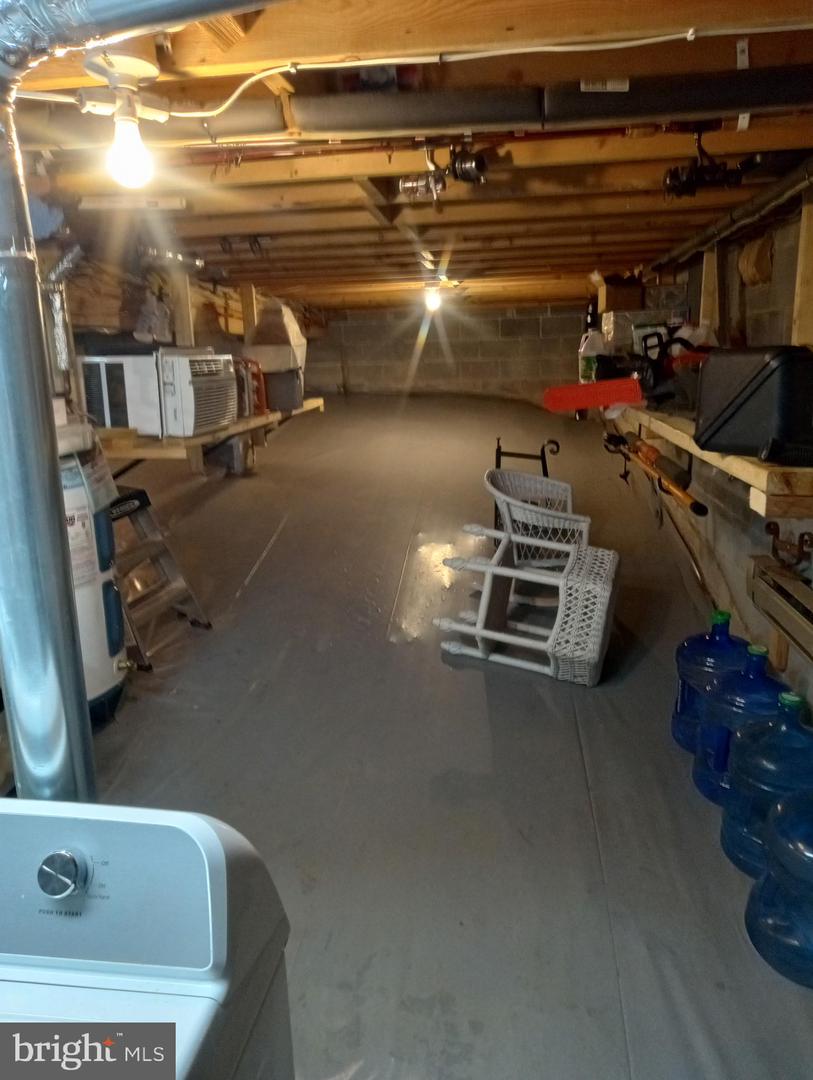 155 PEE WEE LN, LINDEN, Virginia 22642, 2 Bedrooms Bedrooms, ,1 BathroomBathrooms,Residential,For sale,155 PEE WEE LN,VAWR2013250 MLS # VAWR2013250