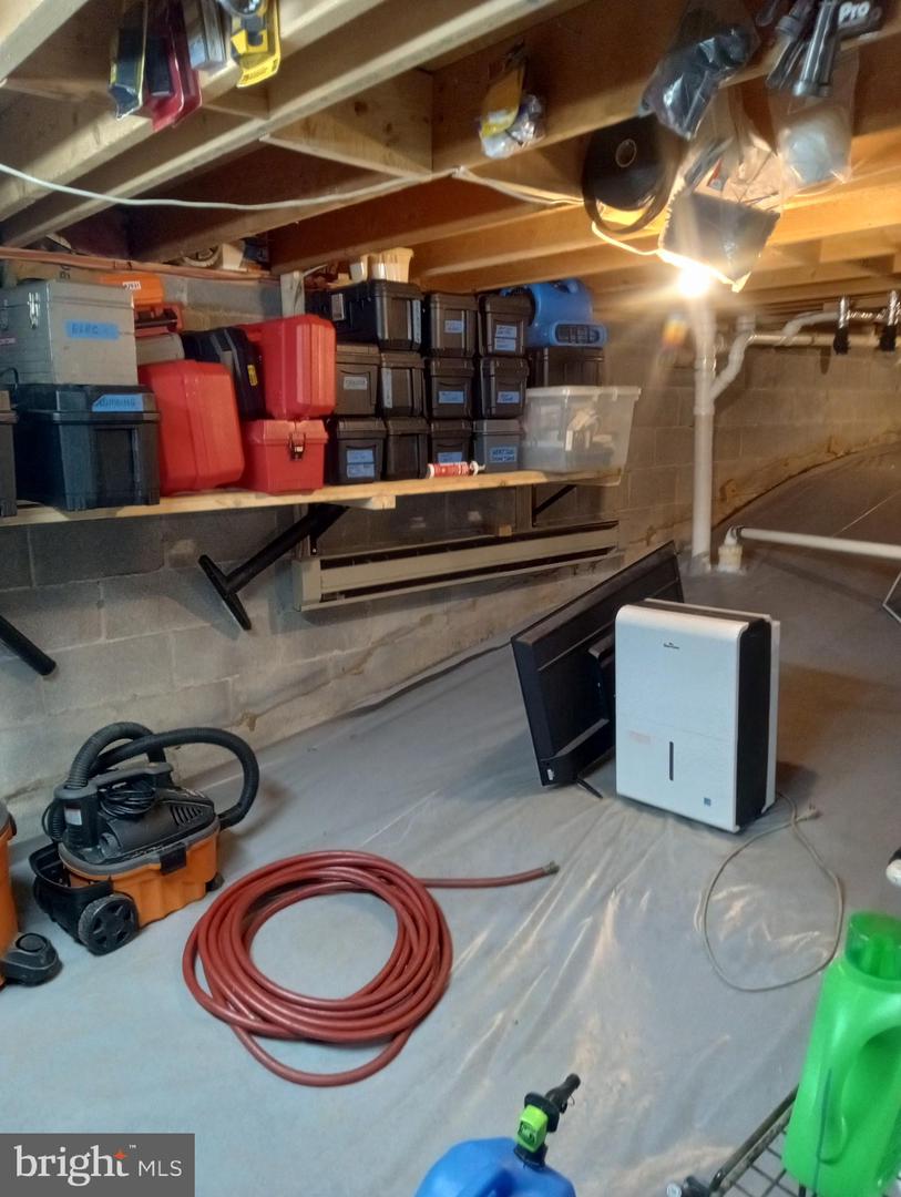 155 PEE WEE LN, LINDEN, Virginia 22642, 2 Bedrooms Bedrooms, ,1 BathroomBathrooms,Residential,For sale,155 PEE WEE LN,VAWR2013250 MLS # VAWR2013250