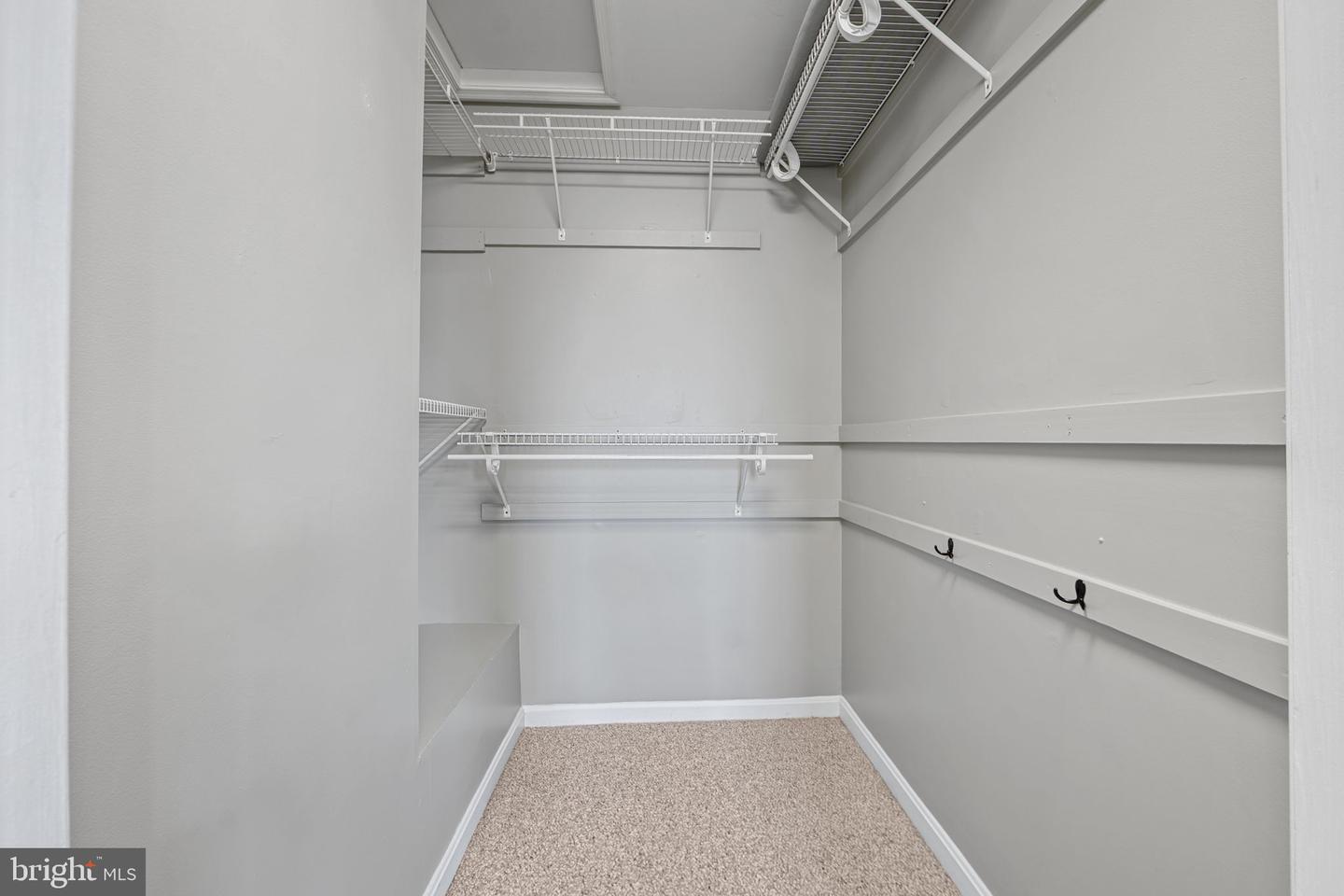 46966 COURTYARD SQ #301, STERLING, Virginia 20164, 2 Bedrooms Bedrooms, ,2 BathroomsBathrooms,Residential,For sale,46966 COURTYARD SQ #301,VALO2114834 MLS # VALO2114834