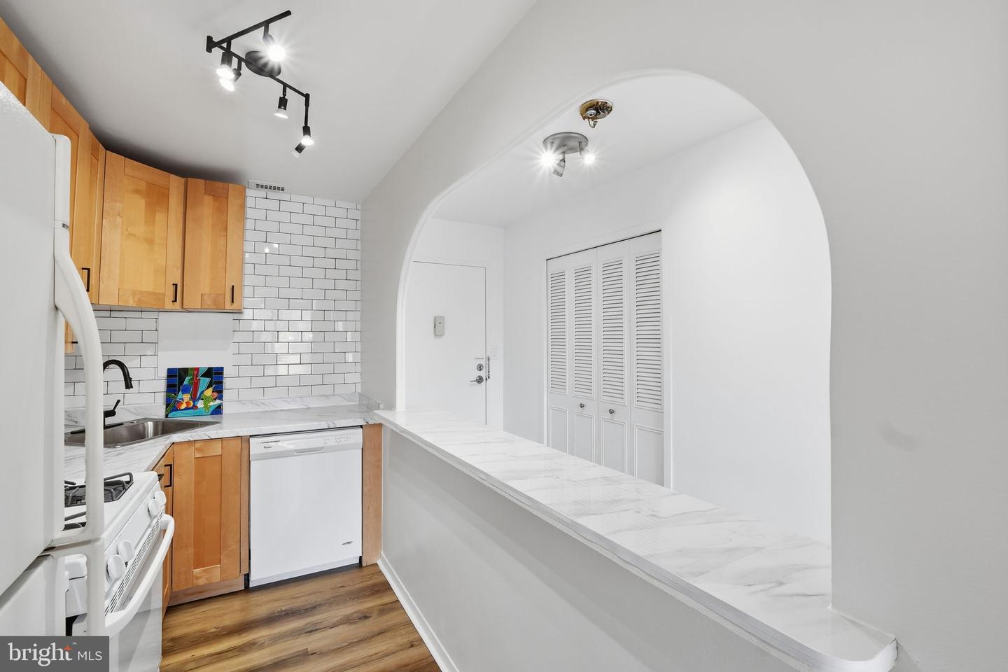 2829 CONNECTICUT AVE NW #411, WASHINGTON, District Of Columbia 20008, ,1 BathroomBathrooms,Residential,For sale,2829 CONNECTICUT AVE NW #411,DCDC2243844 MLS # DCDC2243844 2829 CONNECTICUT AVE NW #411, WASHINGTON, District Of Columbia 20008, ,1 BathroomBathrooms,Residential,For sale,2829 CONNECTICUT AVE NW #411,DCDC2243844 MLS # DCDC2243844