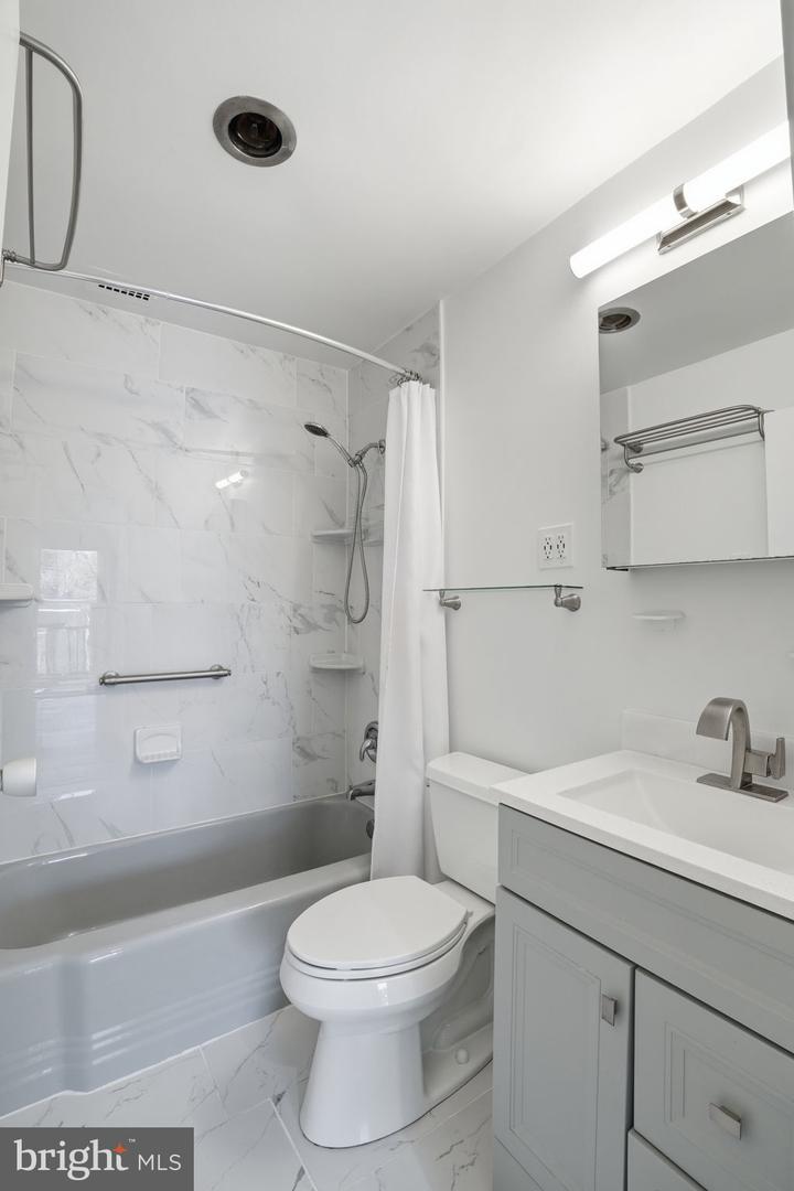 2829 CONNECTICUT AVE NW #411, WASHINGTON, District Of Columbia 20008, ,1 BathroomBathrooms,Residential,For sale,2829 CONNECTICUT AVE NW #411,DCDC2243844 MLS # DCDC2243844 2829 CONNECTICUT AVE NW #411, WASHINGTON, District Of Columbia 20008, ,1 BathroomBathrooms,Residential,For sale,2829 CONNECTICUT AVE NW #411,DCDC2243844 MLS # DCDC2243844