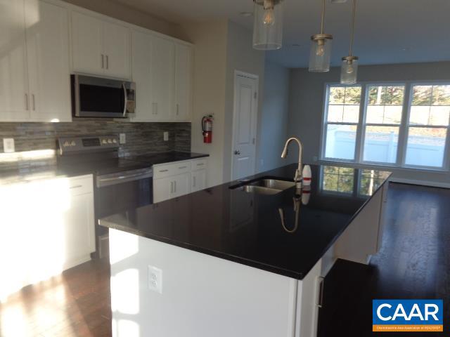 3435 MONTEREY DR, HARRISONBURG, Virginia 22801, 3 Bedrooms Bedrooms, ,2 BathroomsBathrooms,Residential,For sale,3435 MONTEREY DR,672901 MLS # 672901