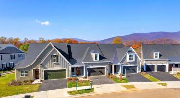 200 DECERBO TERR, CHARLOTTESVILLE, Virginia 22901, 3 Bedrooms Bedrooms, ,2 BathroomsBathrooms,Residential,For sale,200 DECERBO TERR,672902 MLS # 672902