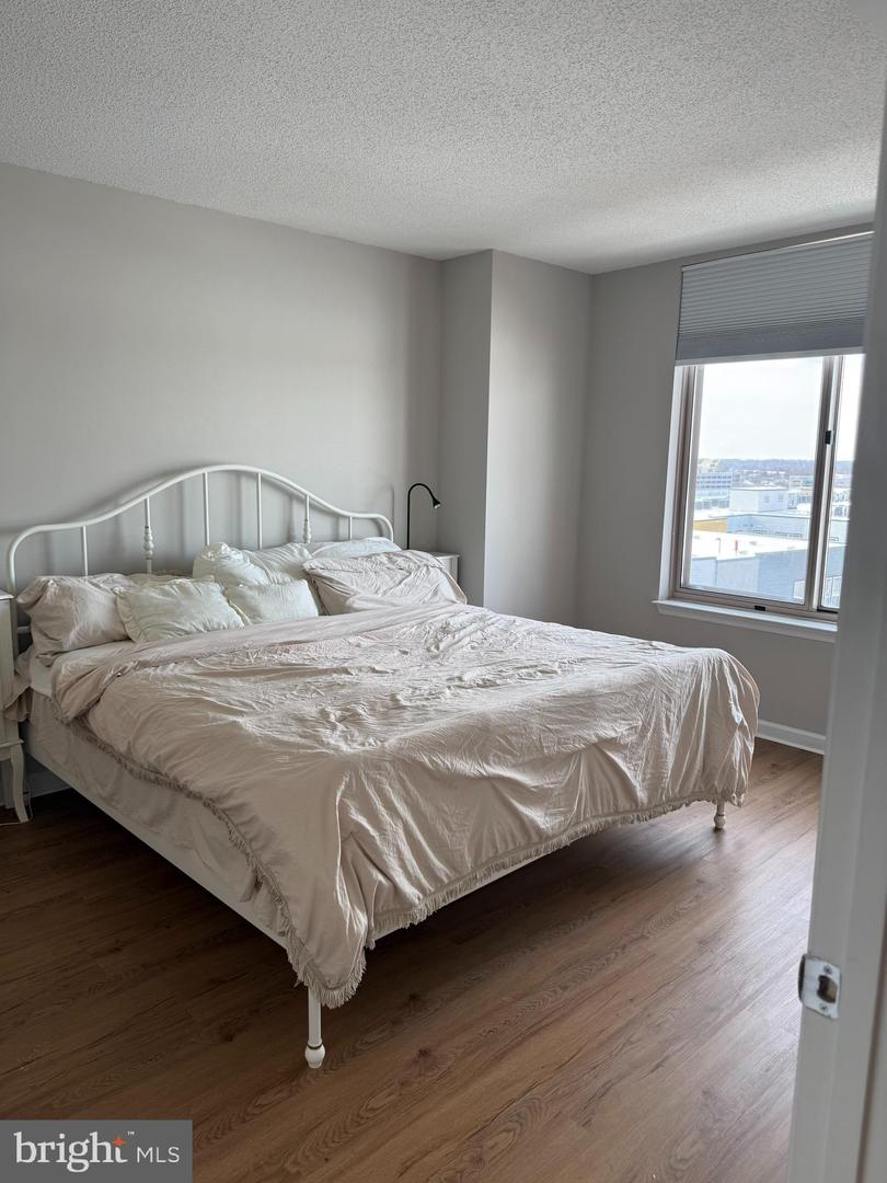 2726 GALLOWS RD #915, VIENNA, Virginia 22180, 1 Bedroom Bedrooms, ,1 BathroomBathrooms,Residential,For sale,2726 GALLOWS RD #915,VAFX2288128 MLS # VAFX2288128 2726 GALLOWS RD #915, VIENNA, Virginia 22180, 1 Bedroom Bedrooms, ,1 BathroomBathrooms,Residential,For sale,2726 GALLOWS RD #915,VAFX2288128 MLS # VAFX2288128