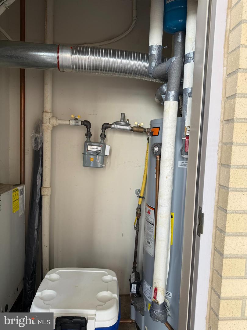 2726 GALLOWS RD #915, VIENNA, Virginia 22180, 1 Bedroom Bedrooms, ,1 BathroomBathrooms,Residential,For sale,2726 GALLOWS RD #915,VAFX2288128 MLS # VAFX2288128 2726 GALLOWS RD #915, VIENNA, Virginia 22180, 1 Bedroom Bedrooms, ,1 BathroomBathrooms,Residential,For sale,2726 GALLOWS RD #915,VAFX2288128 MLS # VAFX2288128