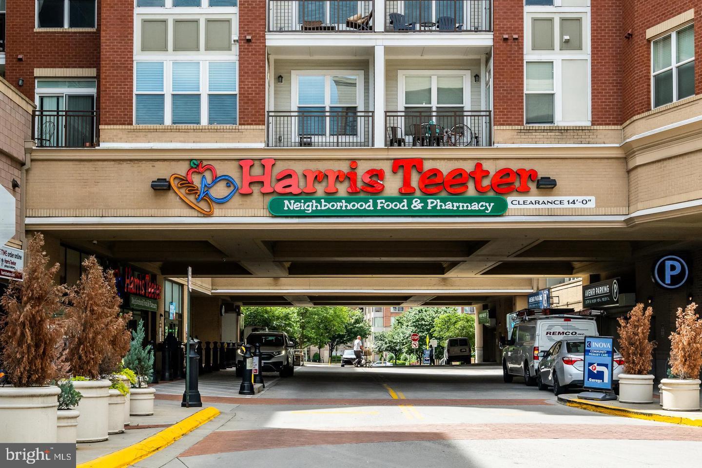 2726 GALLOWS RD #915, VIENNA, Virginia 22180, 1 Bedroom Bedrooms, ,1 BathroomBathrooms,Residential,For sale,2726 GALLOWS RD #915,VAFX2288128 MLS # VAFX2288128 2726 GALLOWS RD #915, VIENNA, Virginia 22180, 1 Bedroom Bedrooms, ,1 BathroomBathrooms,Residential,For sale,2726 GALLOWS RD #915,VAFX2288128 MLS # VAFX2288128