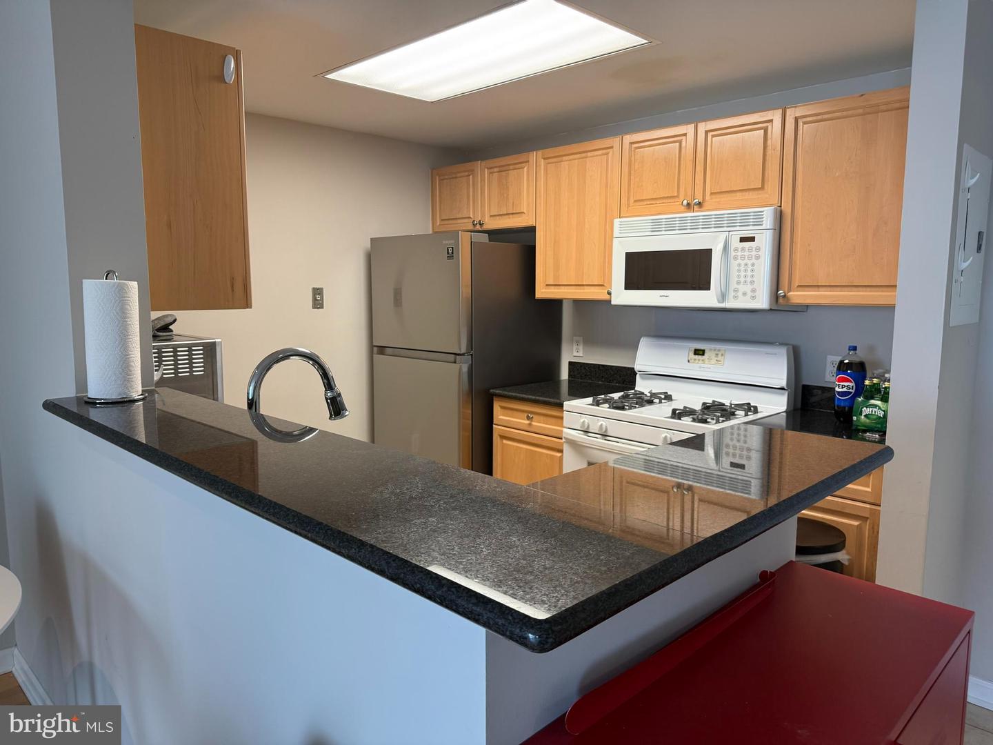 2726 GALLOWS RD #915, VIENNA, Virginia 22180, 1 Bedroom Bedrooms, ,1 BathroomBathrooms,Residential,For sale,2726 GALLOWS RD #915,VAFX2288128 MLS # VAFX2288128 2726 GALLOWS RD #915, VIENNA, Virginia 22180, 1 Bedroom Bedrooms, ,1 BathroomBathrooms,Residential,For sale,2726 GALLOWS RD #915,VAFX2288128 MLS # VAFX2288128