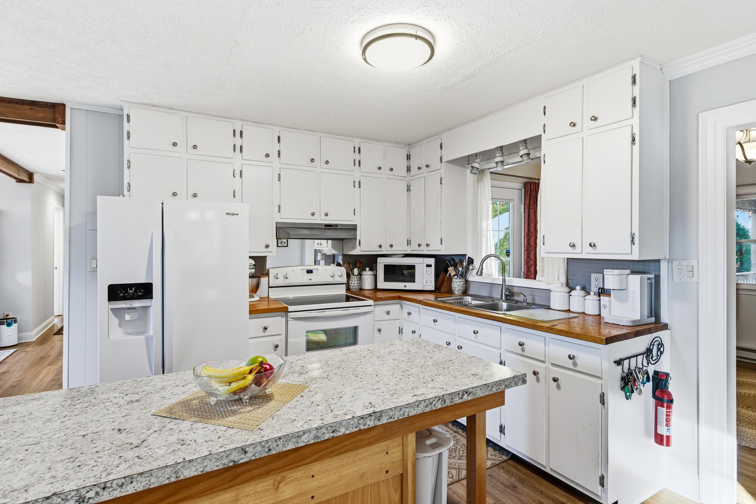 480 MONT VIEW LN, LURAY, Virginia 22835, 3 Bedrooms Bedrooms, ,2 BathroomsBathrooms,Residential,480 MONT VIEW LN,670964 MLS # 670964 480 MONT VIEW LN, LURAY, Virginia 22835, 3 Bedrooms Bedrooms, ,2 BathroomsBathrooms,Residential,480 MONT VIEW LN,670964 MLS # 670964