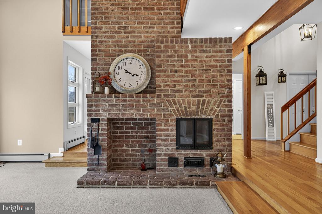 8423 LOCK LN, WARRENTON, Virginia 20186, 3 Bedrooms Bedrooms, ,3 BathroomsBathrooms,Residential,8423 LOCK LN,VAFQ2019994 MLS # VAFQ2019994