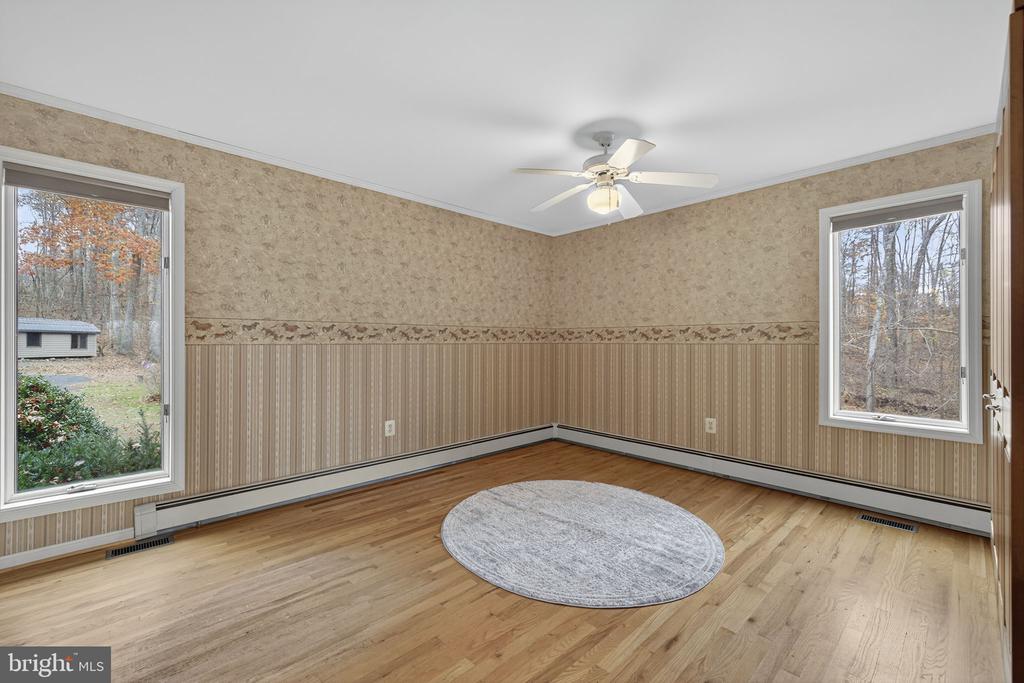 8423 LOCK LN, WARRENTON, Virginia 20186, 3 Bedrooms Bedrooms, ,3 BathroomsBathrooms,Residential,8423 LOCK LN,VAFQ2019994 MLS # VAFQ2019994