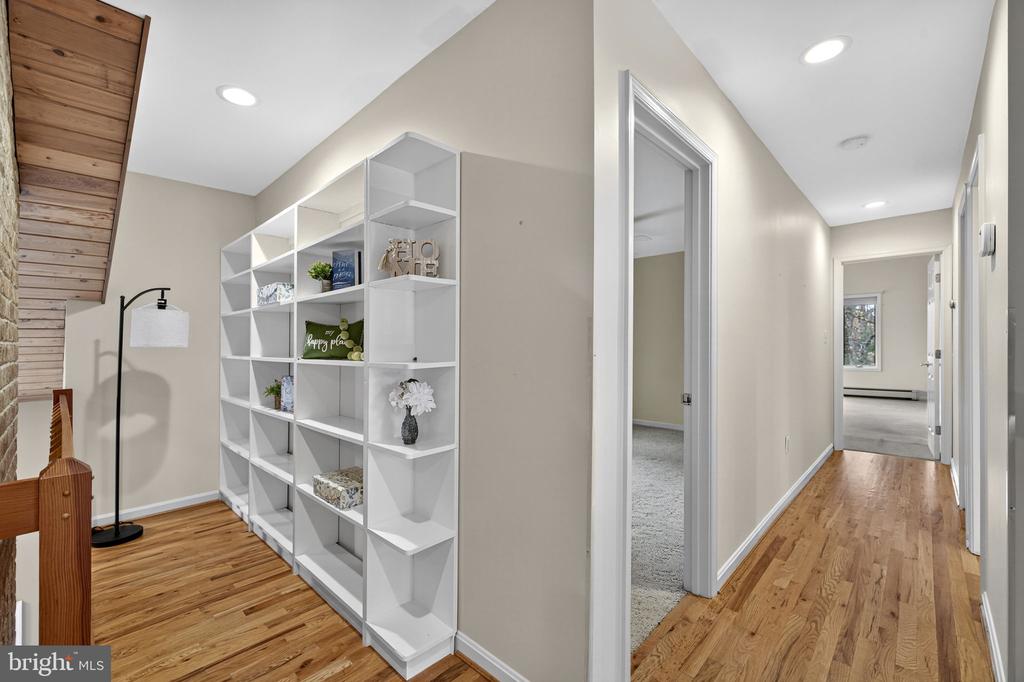 8423 LOCK LN, WARRENTON, Virginia 20186, 3 Bedrooms Bedrooms, ,3 BathroomsBathrooms,Residential,8423 LOCK LN,VAFQ2019994 MLS # VAFQ2019994