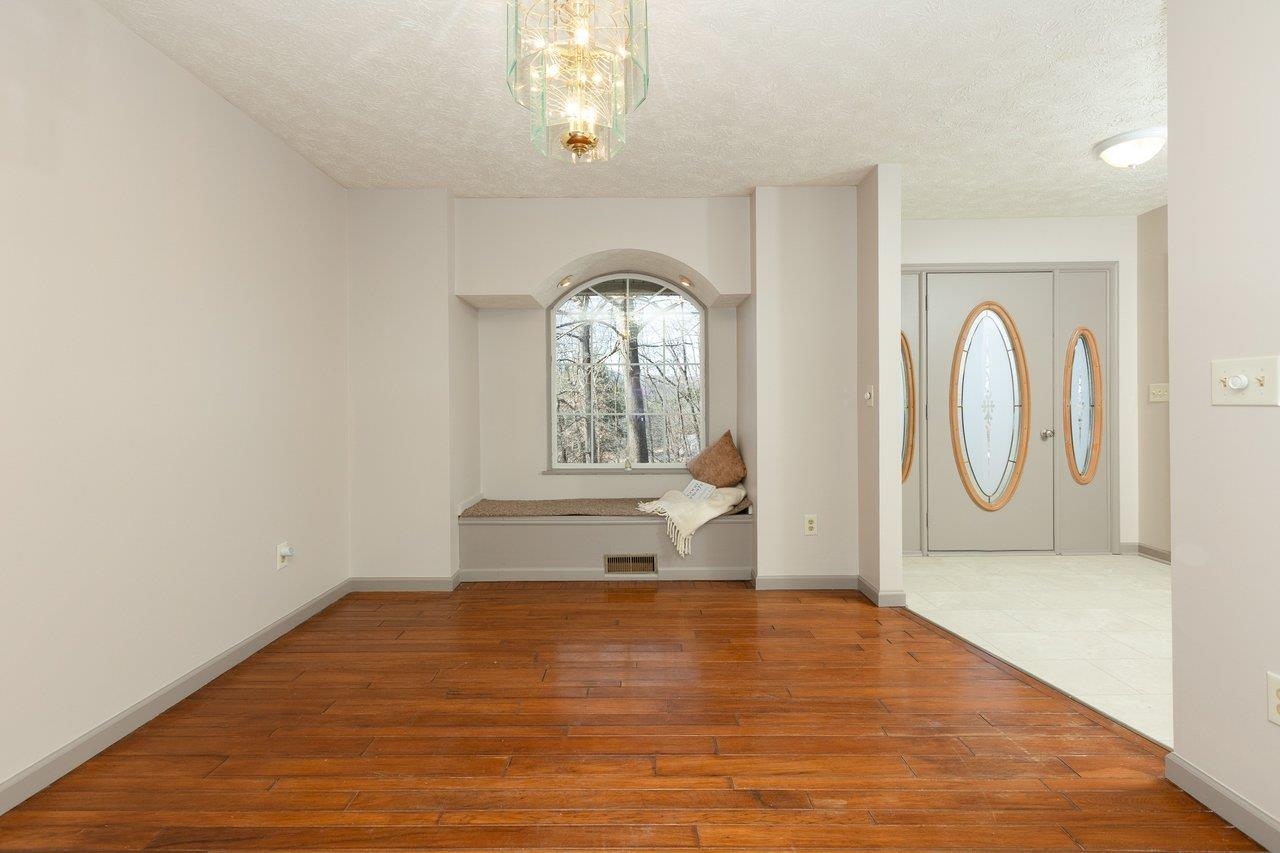 4759 EAST SIDE HWY, GROTTOES, Virginia 24441, 3 Bedrooms Bedrooms, ,2 BathroomsBathrooms,Residential,4759 EAST SIDE HWY,672903 MLS # 672903 4759 EAST SIDE HWY, GROTTOES, Virginia 24441, 3 Bedrooms Bedrooms, ,2 BathroomsBathrooms,Residential,4759 EAST SIDE HWY,672903 MLS # 672903