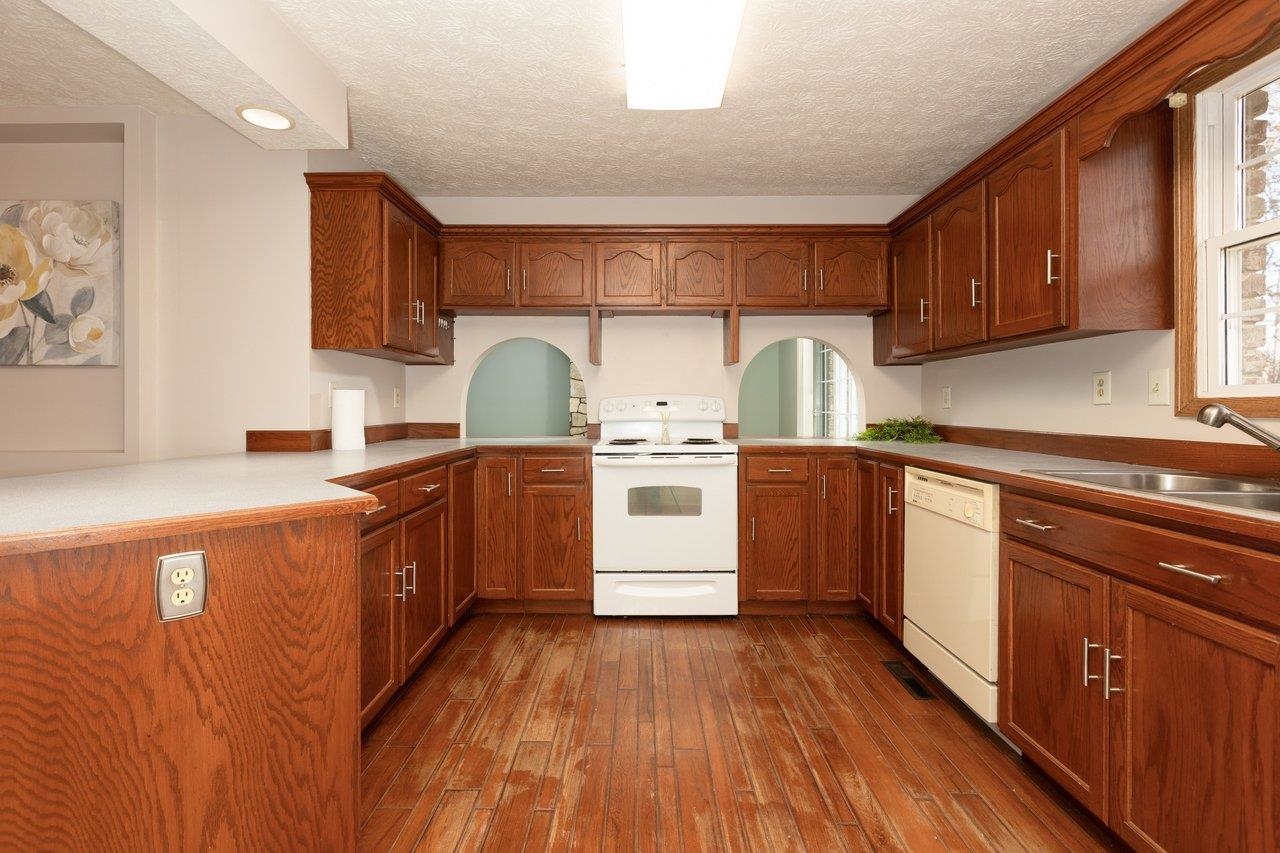 4759 EAST SIDE HWY, GROTTOES, Virginia 24441, 3 Bedrooms Bedrooms, ,2 BathroomsBathrooms,Residential,4759 EAST SIDE HWY,672903 MLS # 672903 4759 EAST SIDE HWY, GROTTOES, Virginia 24441, 3 Bedrooms Bedrooms, ,2 BathroomsBathrooms,Residential,4759 EAST SIDE HWY,672903 MLS # 672903