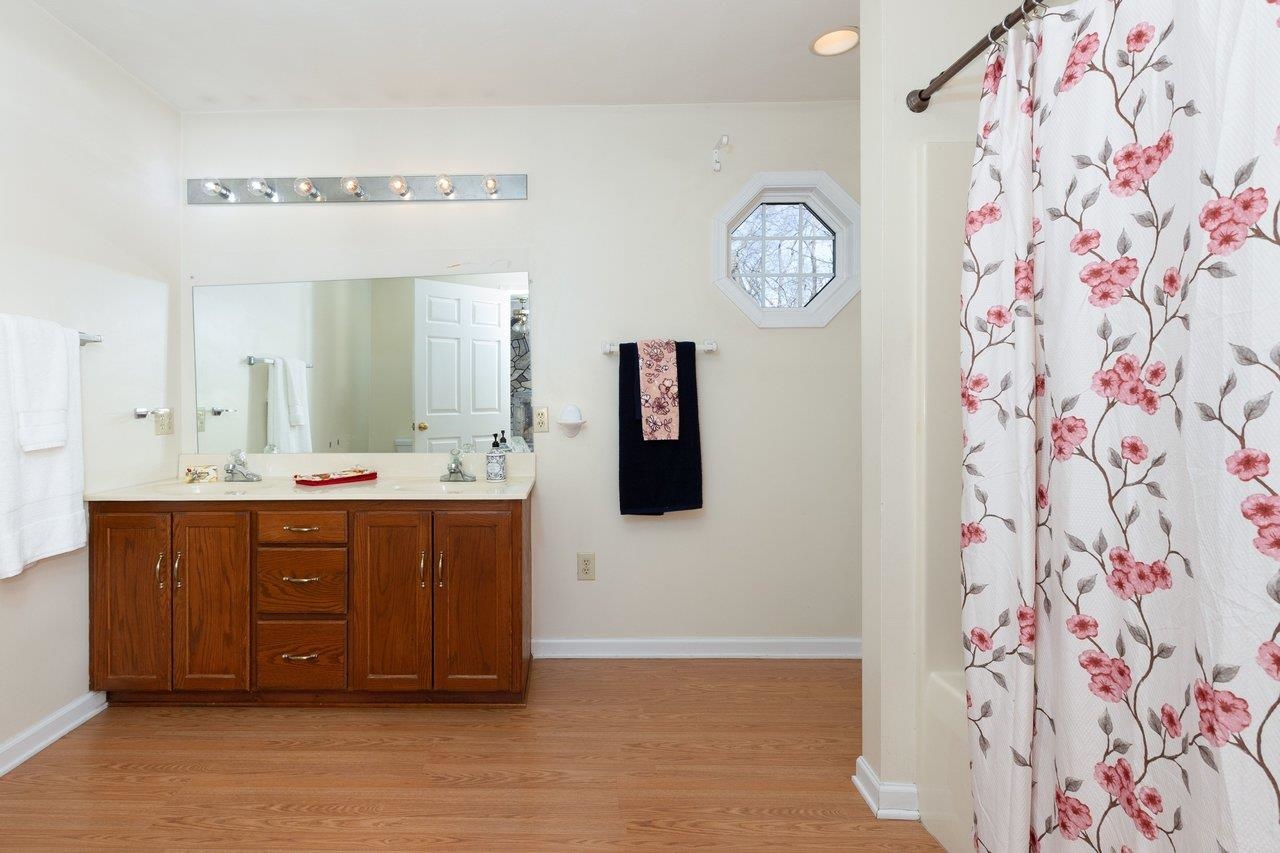 4759 EAST SIDE HWY, GROTTOES, Virginia 24441, 3 Bedrooms Bedrooms, ,2 BathroomsBathrooms,Residential,4759 EAST SIDE HWY,672903 MLS # 672903 4759 EAST SIDE HWY, GROTTOES, Virginia 24441, 3 Bedrooms Bedrooms, ,2 BathroomsBathrooms,Residential,4759 EAST SIDE HWY,672903 MLS # 672903