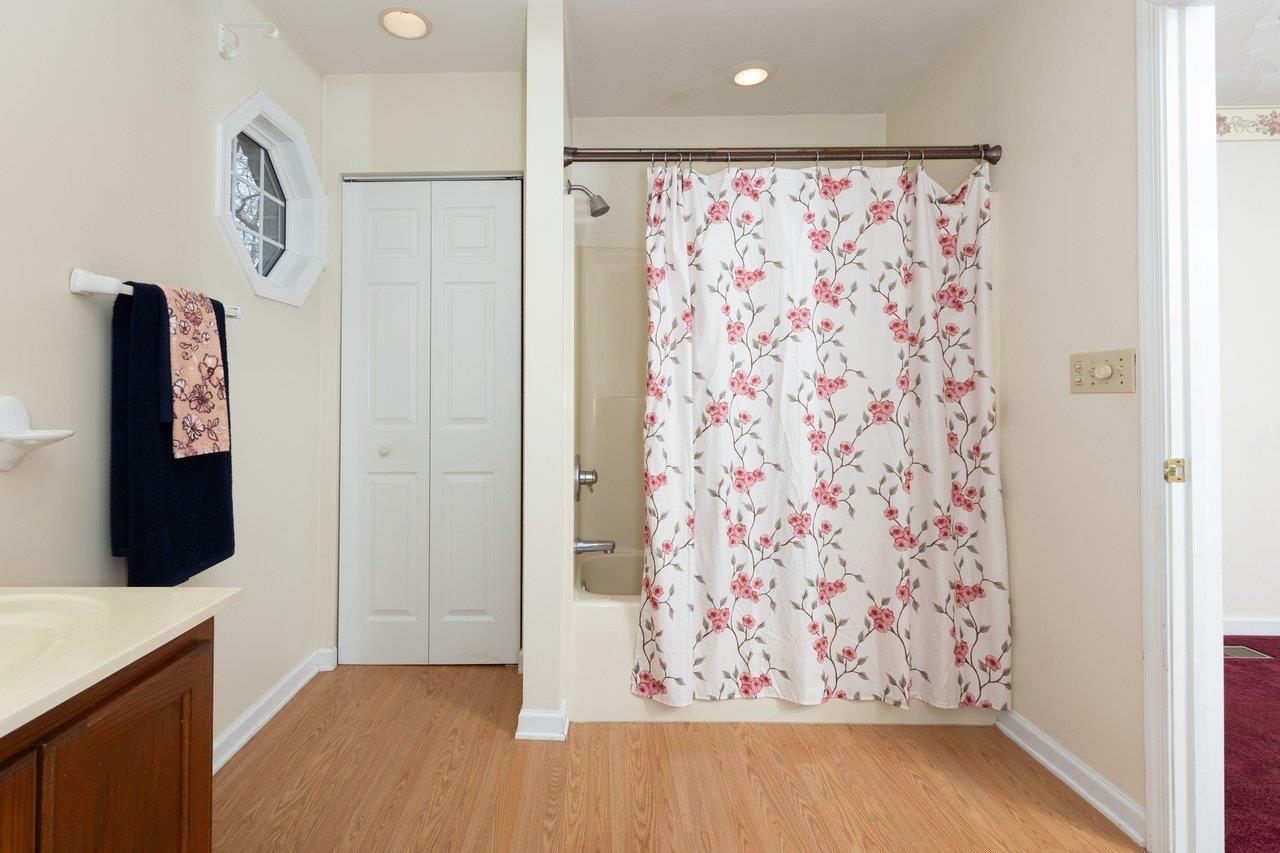 4759 EAST SIDE HWY, GROTTOES, Virginia 24441, 3 Bedrooms Bedrooms, ,2 BathroomsBathrooms,Residential,4759 EAST SIDE HWY,672903 MLS # 672903 4759 EAST SIDE HWY, GROTTOES, Virginia 24441, 3 Bedrooms Bedrooms, ,2 BathroomsBathrooms,Residential,4759 EAST SIDE HWY,672903 MLS # 672903