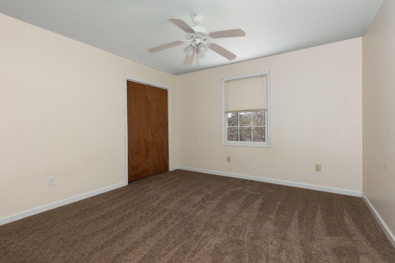 4759 EAST SIDE HWY, GROTTOES, Virginia 24441, 3 Bedrooms Bedrooms, ,2 BathroomsBathrooms,Residential,4759 EAST SIDE HWY,672903 MLS # 672903 4759 EAST SIDE HWY, GROTTOES, Virginia 24441, 3 Bedrooms Bedrooms, ,2 BathroomsBathrooms,Residential,4759 EAST SIDE HWY,672903 MLS # 672903