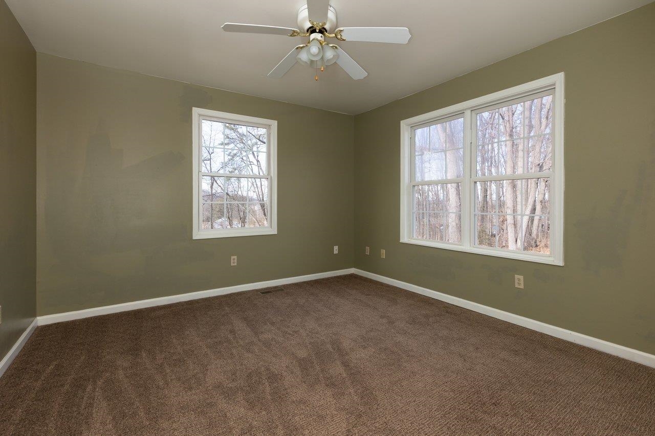 4759 EAST SIDE HWY, GROTTOES, Virginia 24441, 3 Bedrooms Bedrooms, ,2 BathroomsBathrooms,Residential,4759 EAST SIDE HWY,672903 MLS # 672903 4759 EAST SIDE HWY, GROTTOES, Virginia 24441, 3 Bedrooms Bedrooms, ,2 BathroomsBathrooms,Residential,4759 EAST SIDE HWY,672903 MLS # 672903