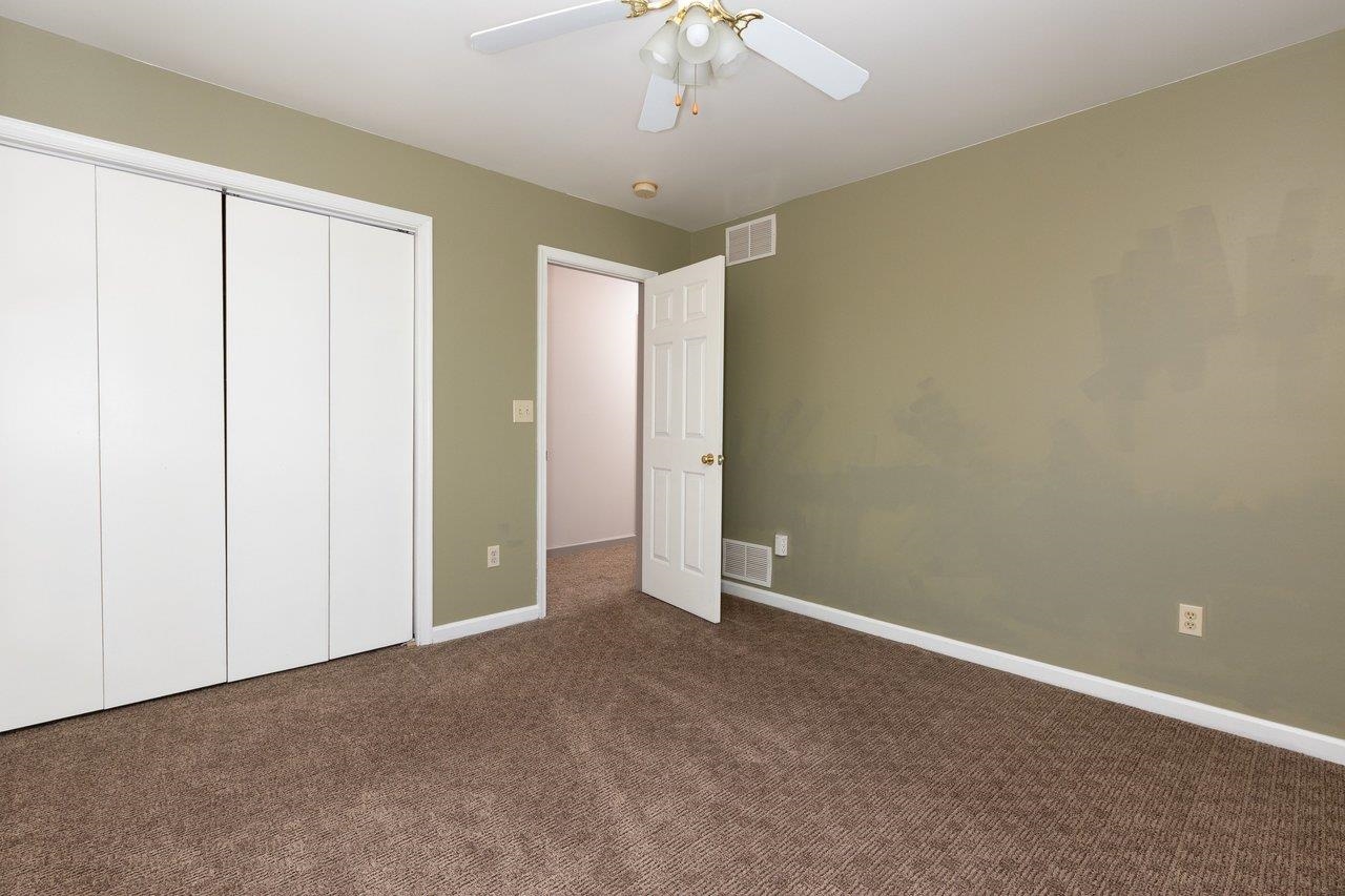 4759 EAST SIDE HWY, GROTTOES, Virginia 24441, 3 Bedrooms Bedrooms, ,2 BathroomsBathrooms,Residential,4759 EAST SIDE HWY,672903 MLS # 672903 4759 EAST SIDE HWY, GROTTOES, Virginia 24441, 3 Bedrooms Bedrooms, ,2 BathroomsBathrooms,Residential,4759 EAST SIDE HWY,672903 MLS # 672903