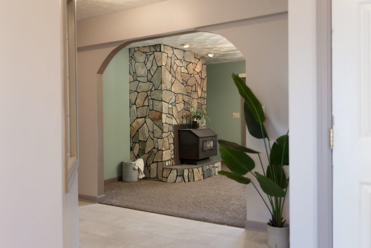 4759 EAST SIDE HWY, GROTTOES, Virginia 24441, 3 Bedrooms Bedrooms, ,2 BathroomsBathrooms,Residential,4759 EAST SIDE HWY,672903 MLS # 672903 4759 EAST SIDE HWY, GROTTOES, Virginia 24441, 3 Bedrooms Bedrooms, ,2 BathroomsBathrooms,Residential,4759 EAST SIDE HWY,672903 MLS # 672903