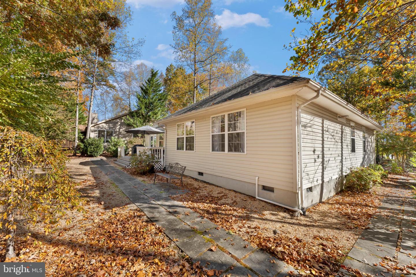 214 MONUMENT RD, LOCUST GROVE, Virginia 22508, 4 Bedrooms Bedrooms, 6 Rooms Rooms,2 BathroomsBathrooms,Residential,For sale,214 MONUMENT RD,VAOR2012734 MLS # VAOR2012734