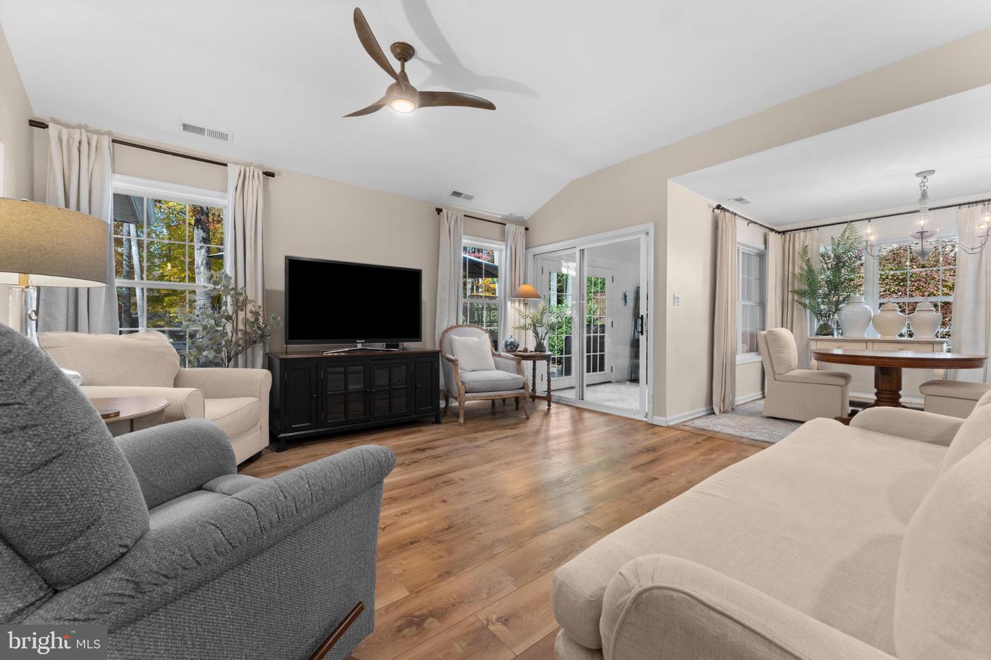 214 MONUMENT RD, LOCUST GROVE, Virginia 22508, 4 Bedrooms Bedrooms, 6 Rooms Rooms,2 BathroomsBathrooms,Residential,For sale,214 MONUMENT RD,VAOR2012734 MLS # VAOR2012734