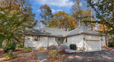 214 MONUMENT RD, LOCUST GROVE, Virginia 22508, 4 Bedrooms Bedrooms, 6 Rooms Rooms,2 BathroomsBathrooms,Residential,For sale,214 MONUMENT RD,VAOR2012734 MLS # VAOR2012734