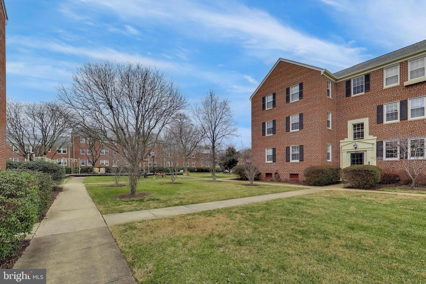 6622 E WAKEFIELD DR #B1, ALEXANDRIA, Virginia 22307, 2 Bedrooms Bedrooms, ,1 BathroomBathrooms,Residential,For sale,6622 E WAKEFIELD DR #B1,VAFX2285012 MLS # VAFX2285012