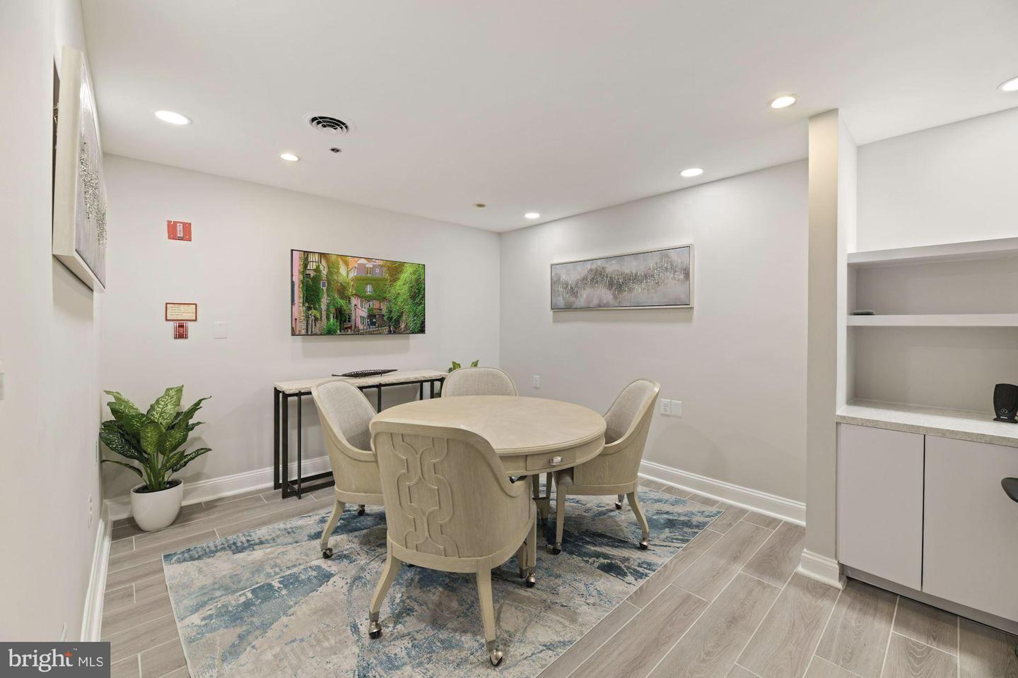 1001 N VERMONT ST #506, ARLINGTON, Virginia 22201, 1 Bedroom Bedrooms, ,1 BathroomBathrooms,Residential,For sale,1001 N VERMONT ST #506,VAAR2067798 MLS # VAAR2067798