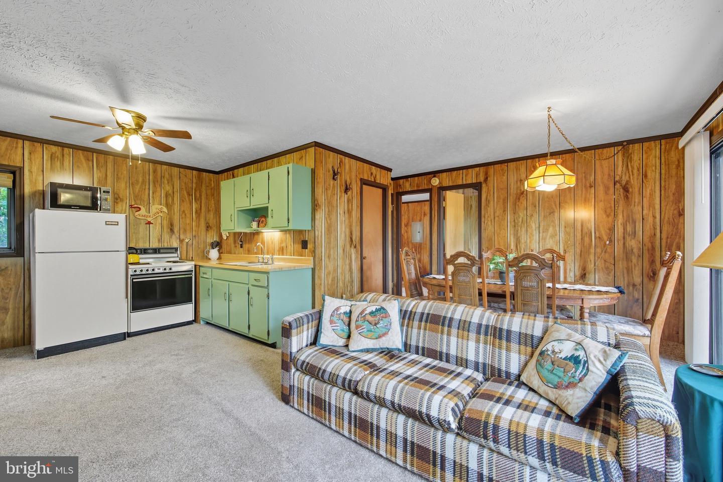 760 HILLTOP LN, MOUNT JACKSON, Virginia 22842, 2 Bedrooms Bedrooms, ,1 BathroomBathrooms,Residential,For sale,760 HILLTOP LN,VASH2013412 MLS # VASH2013412