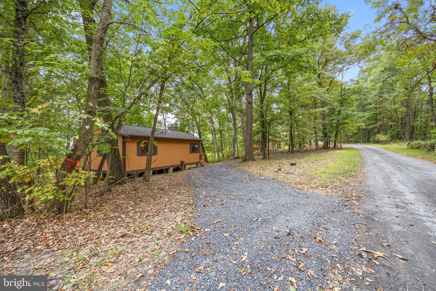 760 HILLTOP LN, MOUNT JACKSON, Virginia 22842, 2 Bedrooms Bedrooms, ,1 BathroomBathrooms,Residential,For sale,760 HILLTOP LN,VASH2013412 MLS # VASH2013412