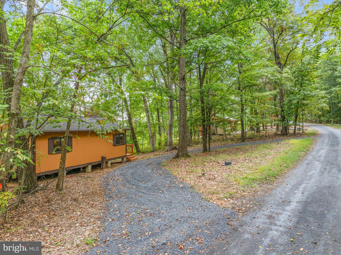 760 HILLTOP LN, MOUNT JACKSON, Virginia 22842, 2 Bedrooms Bedrooms, ,1 BathroomBathrooms,Residential,For sale,760 HILLTOP LN,VASH2013412 MLS # VASH2013412