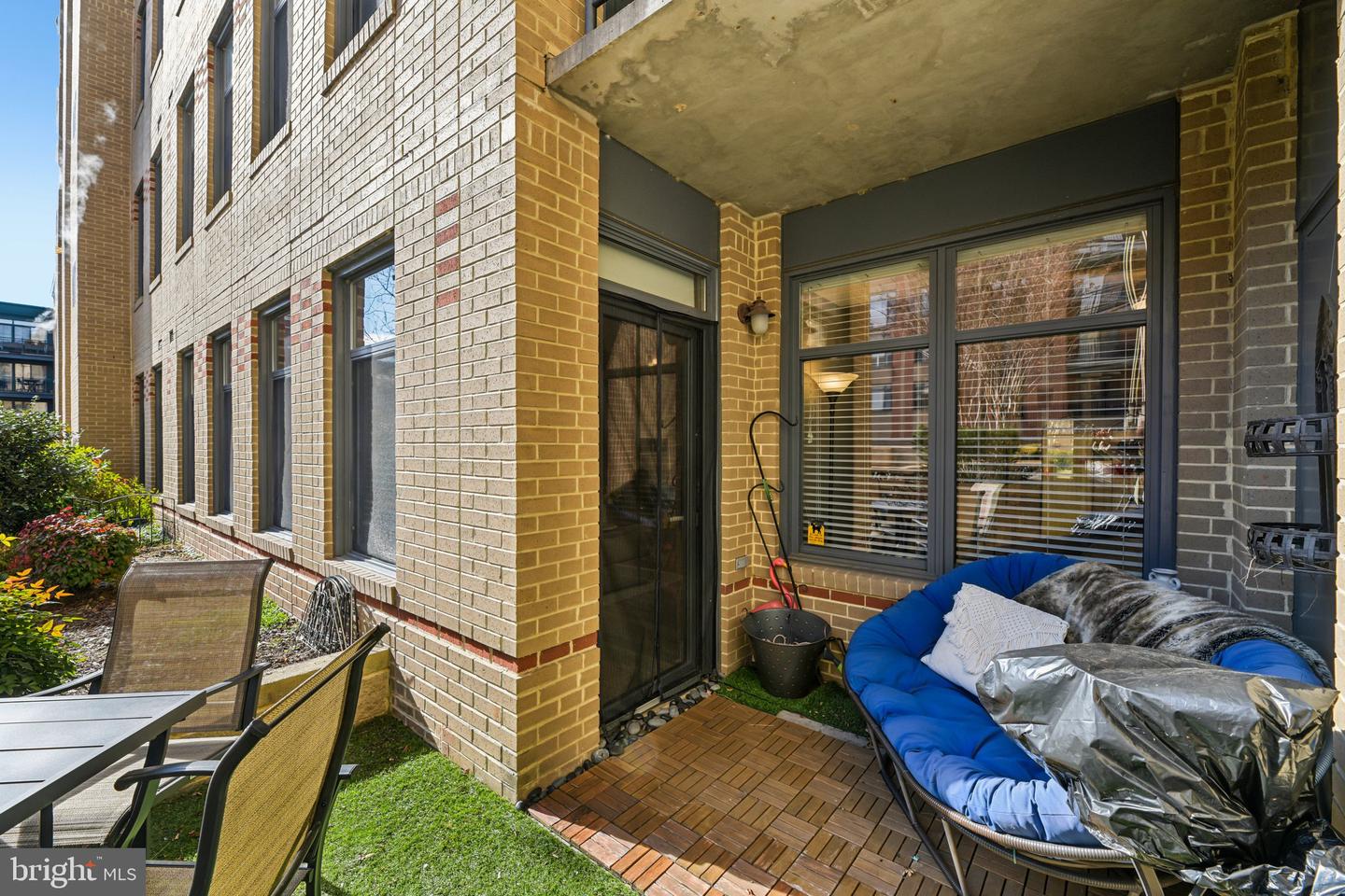 525 N FAYETTE ST #218, ALEXANDRIA, Virginia 22314, 2 Bedrooms Bedrooms, ,2 BathroomsBathrooms,Residential,For sale,525 N FAYETTE ST #218,VAAX2053430 MLS # VAAX2053430