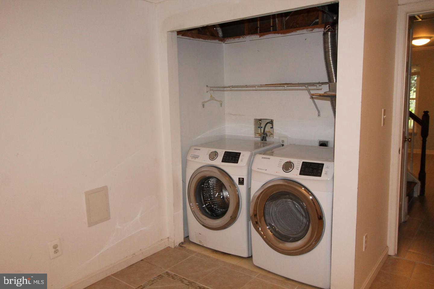 12360 CORNCRIB CT, BRISTOW, Virginia 20136, 3 Bedrooms Bedrooms, ,2 BathroomsBathrooms,Residential,For sale,12360 CORNCRIB CT,VAPW2111124 MLS # VAPW2111124