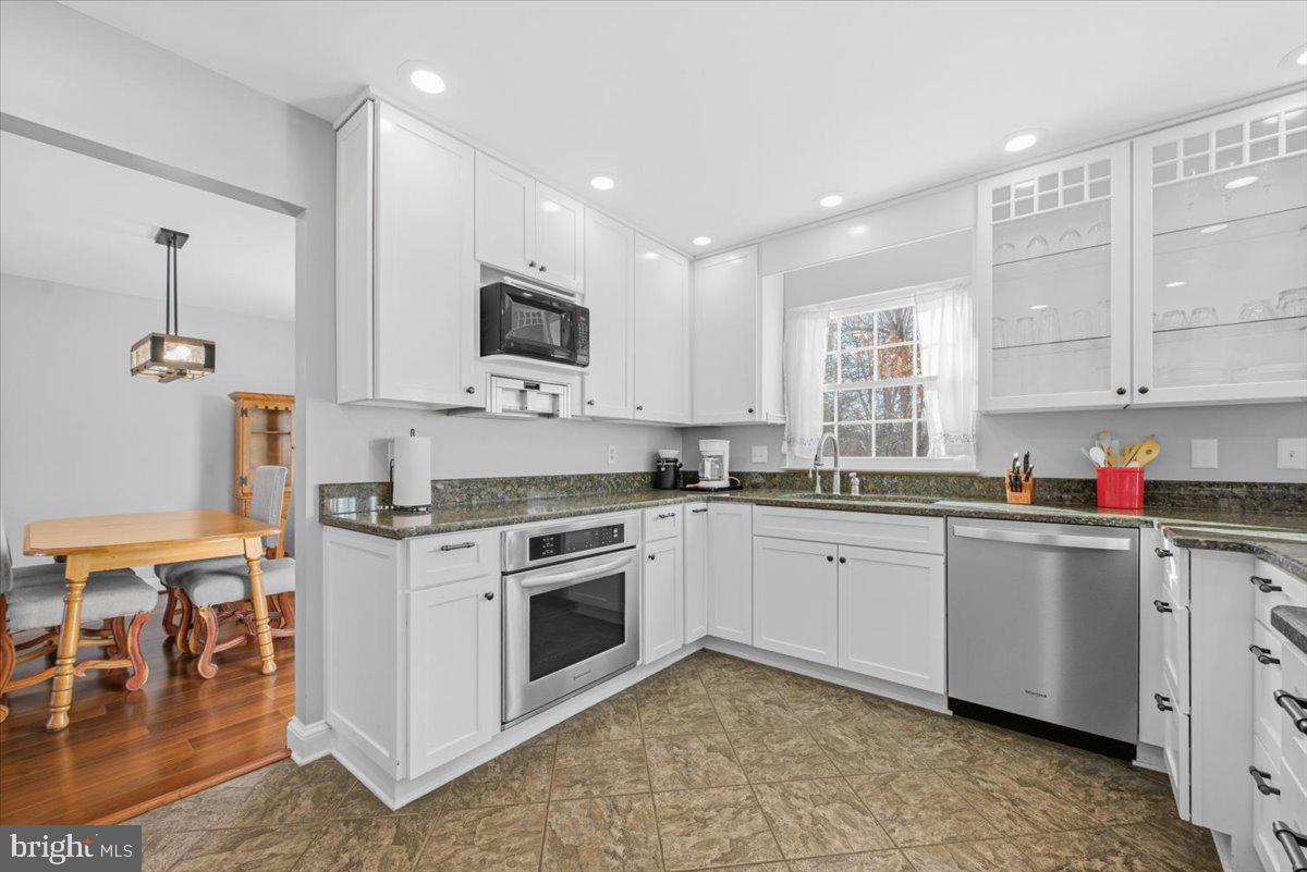 14627 RED HOUSE RD, GAINESVILLE, Virginia 20155, 4 Bedrooms Bedrooms, ,2 BathroomsBathrooms,Residential,For sale,14627 RED HOUSE RD,VAPW2111184 MLS # VAPW2111184