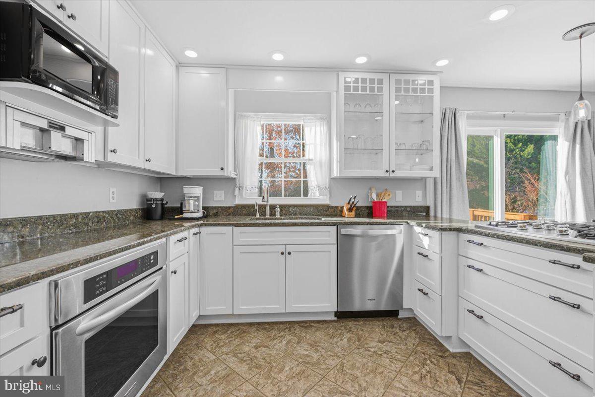 14627 RED HOUSE RD, GAINESVILLE, Virginia 20155, 4 Bedrooms Bedrooms, ,2 BathroomsBathrooms,Residential,For sale,14627 RED HOUSE RD,VAPW2111184 MLS # VAPW2111184