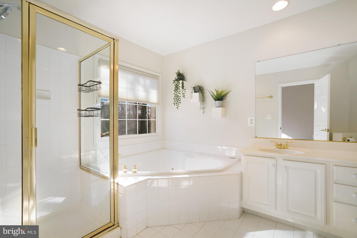 2505 GADSBY PL, ALEXANDRIA, Virginia 22311, 3 Bedrooms Bedrooms, ,3 BathroomsBathrooms,Residential,For sale,2505 GADSBY PL,VAAX2053516 MLS # VAAX2053516